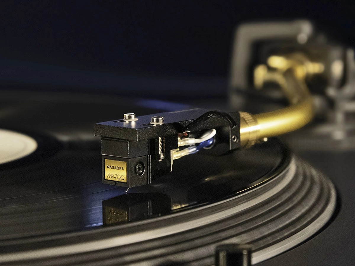 Nagaoka MP-700 äänirasia