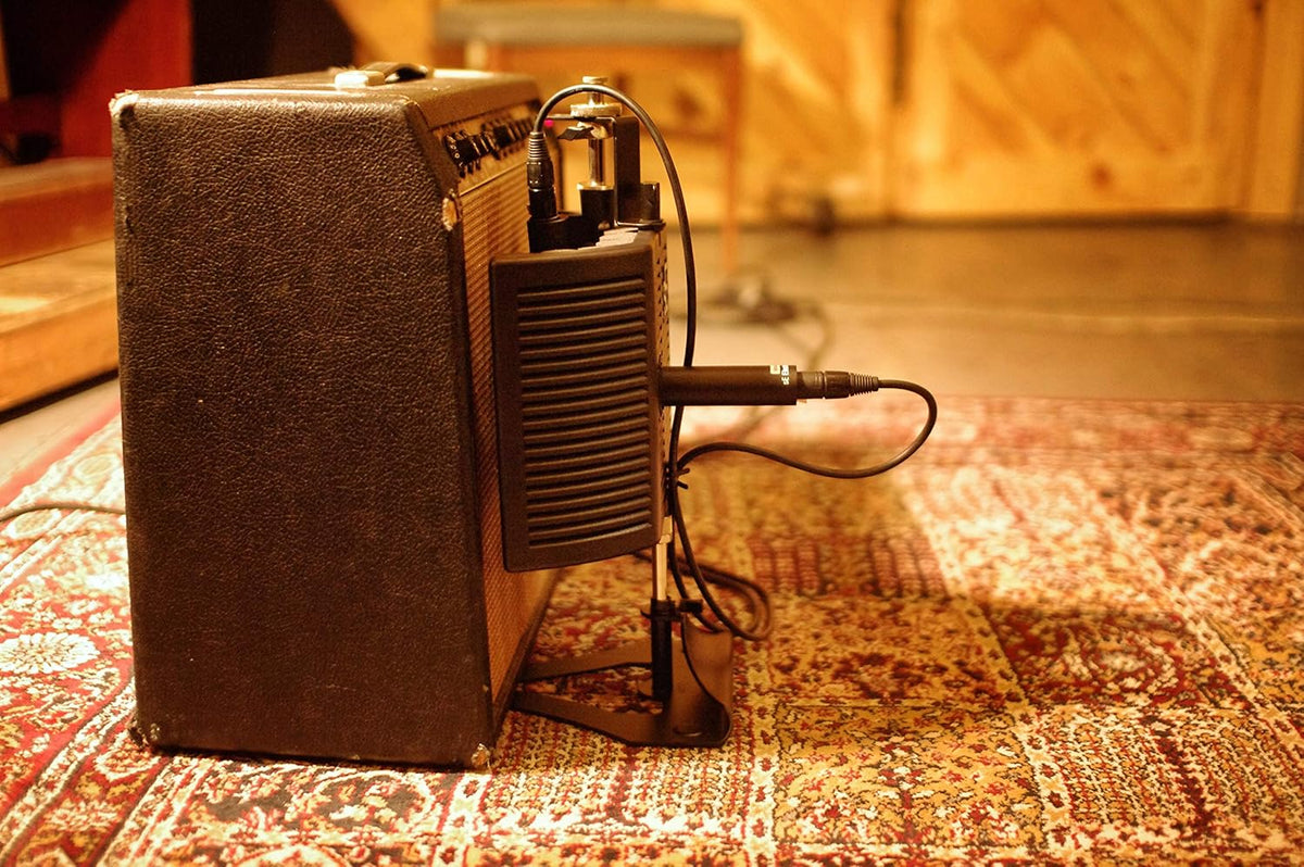 SE Electronics guitaRF reflection filter for guitar recording, showing a portable sound absorption shield with adjustable mounting.