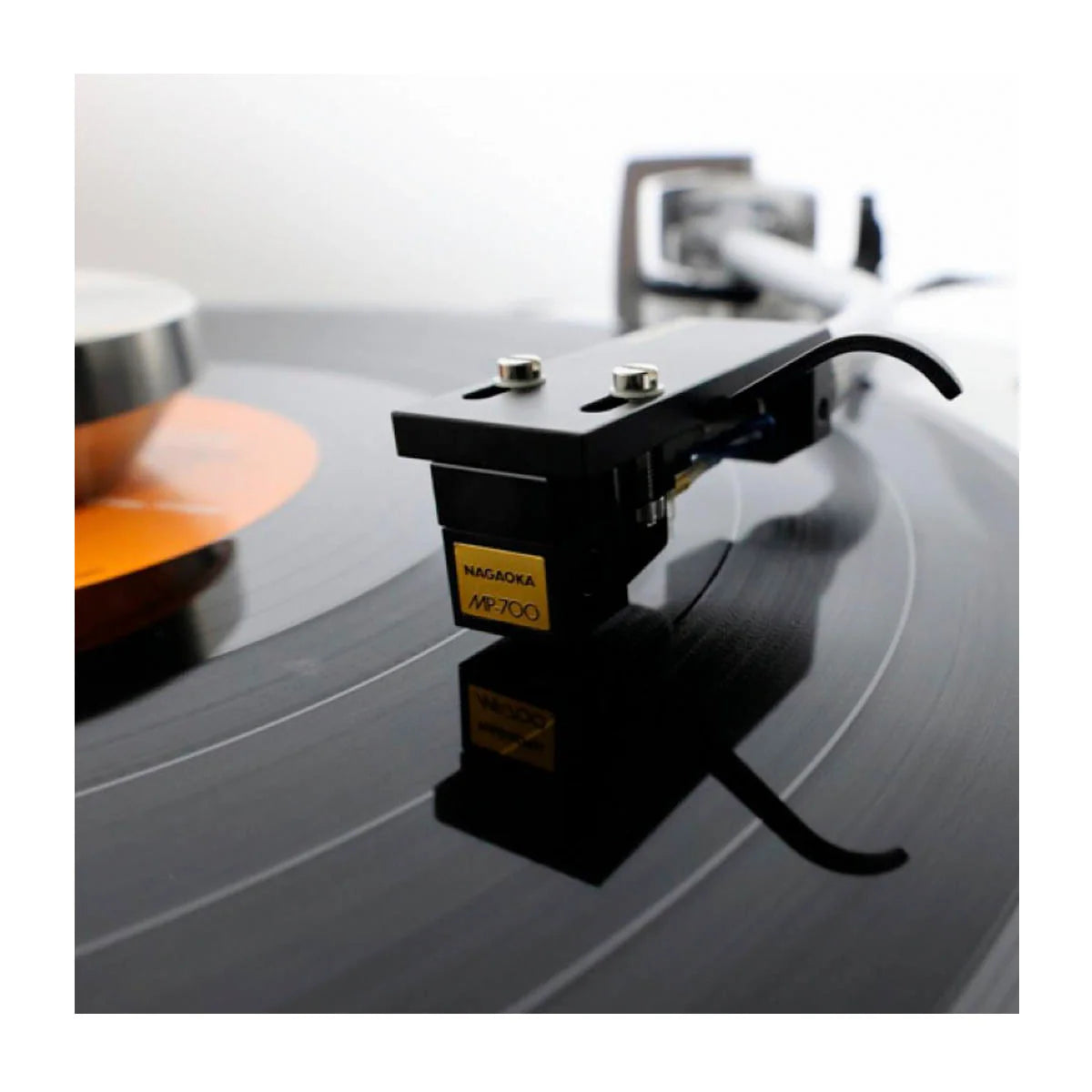 Nagaoka MP-700 äänirasia