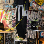 AIAIAI UNIT-4 MKII, black stereo pair with a laptop in a bar