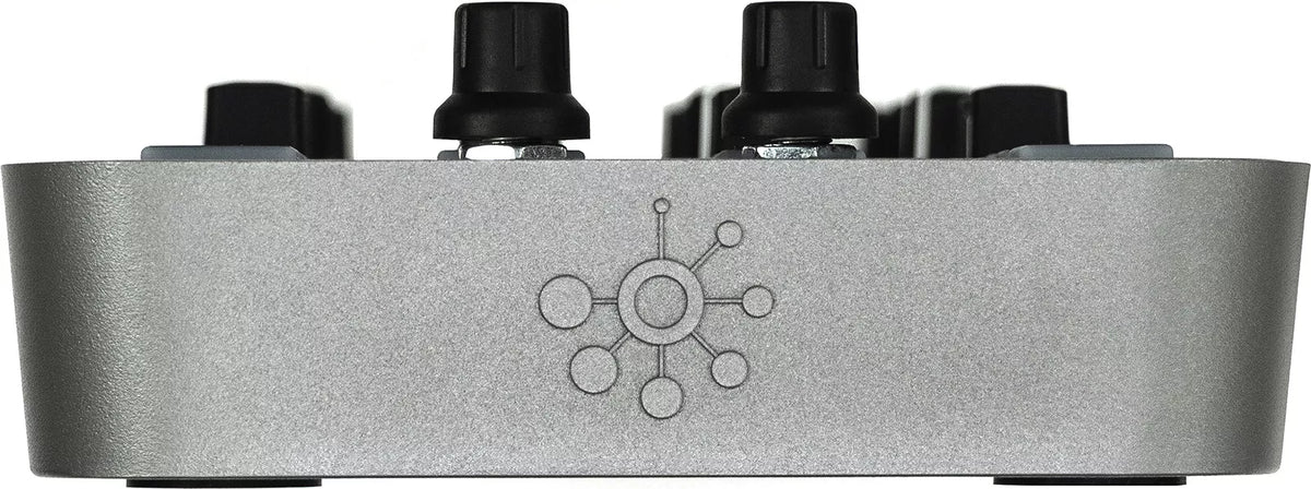 Allen & Heath Xone:K3 DJ controller, view 4